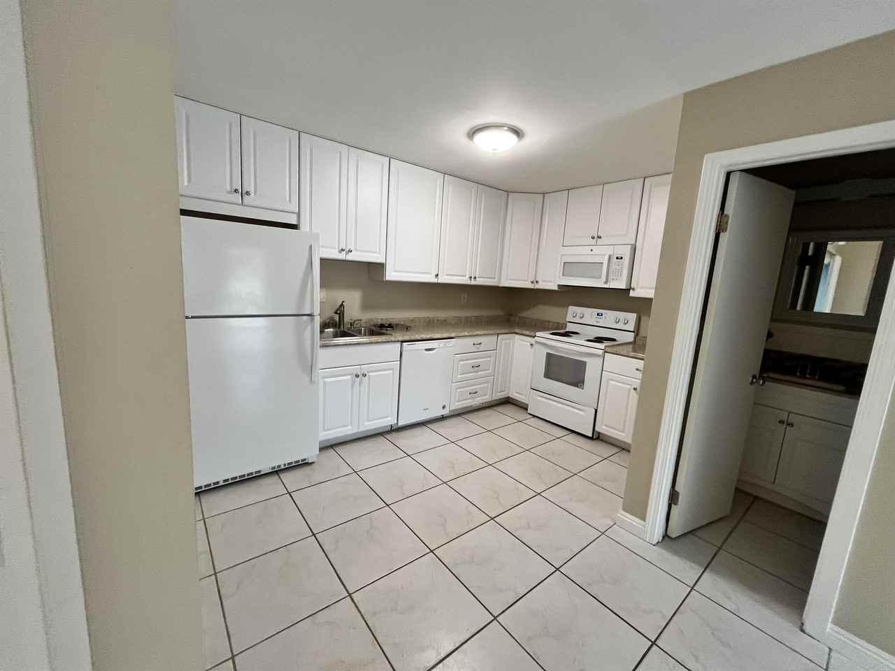 673 Seacoast Dr #0 - Photo 6 of 8