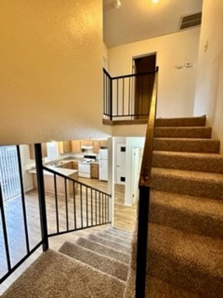 3rd & Cedar Townhomes - Photo 5 of 39