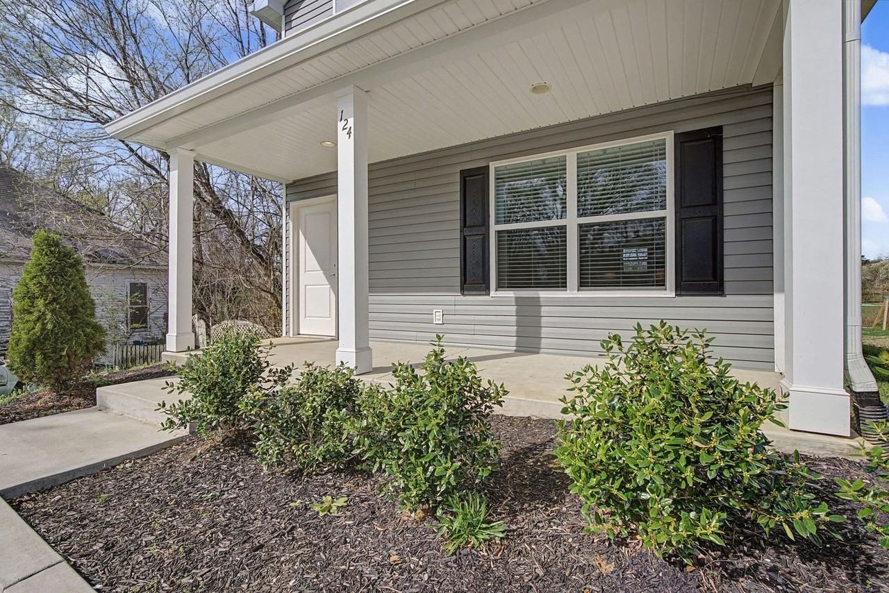 124 Richland Ave - Photo 7 of 26