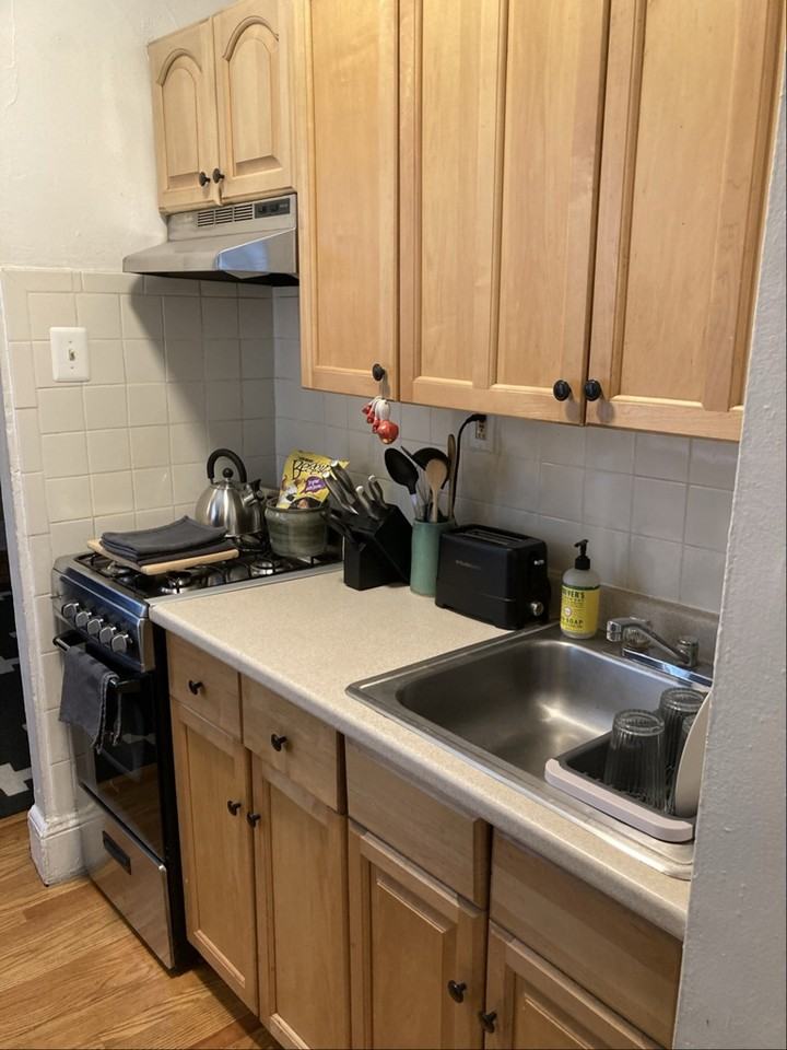 503 Tasker St #1 - Photo 7 of 14