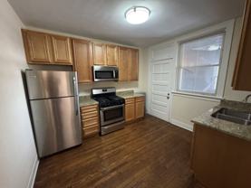 2512 N Leclaire Ave - Photo 1 of 1