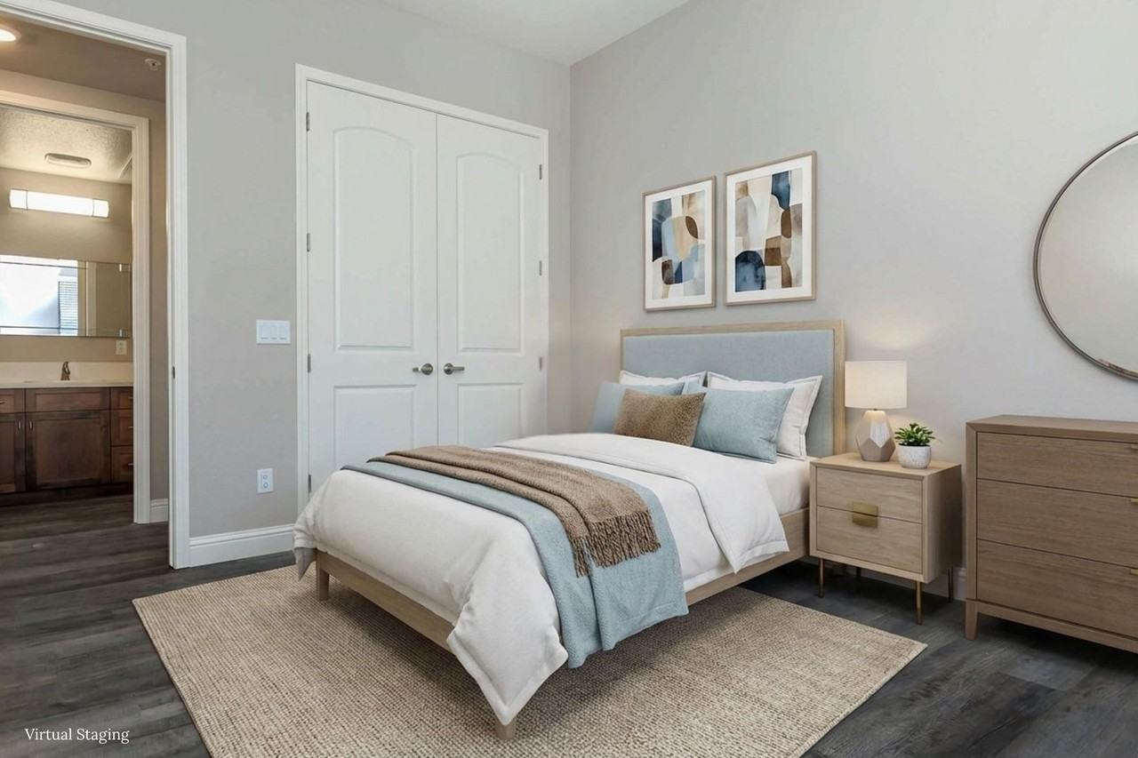 Drew Court Apartments - Photo 4 of 19