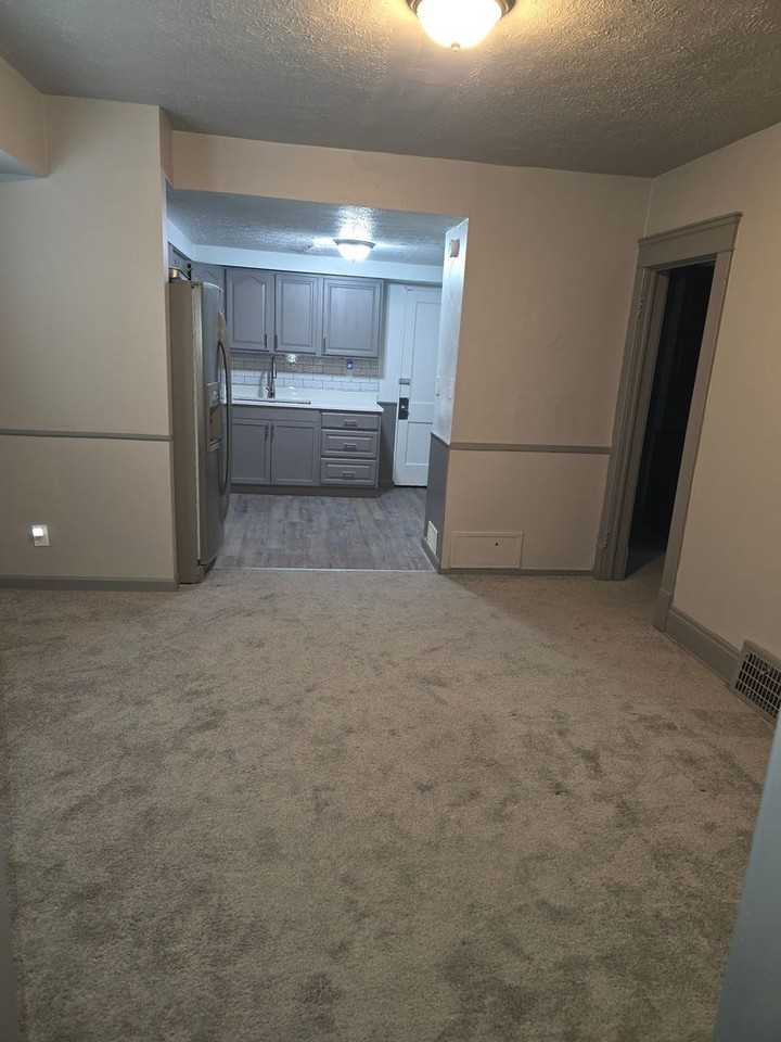 650 E 130th St - Photo 3 of 28