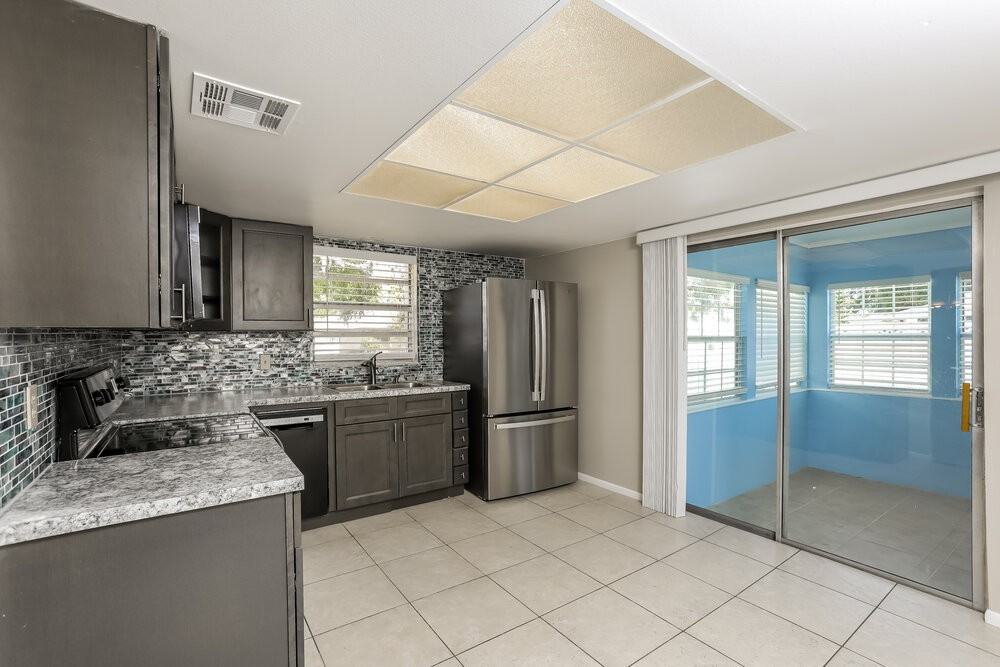 1448 La Paloma Cir - Photo 7 of 16