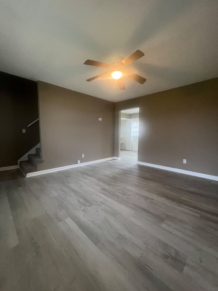 630 Hugh Hunter Rd - Photo 3 of 22