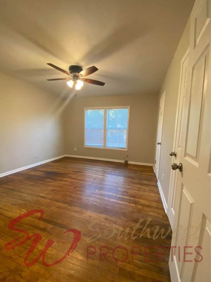 705 N Belknap St - Photo 7 of 9