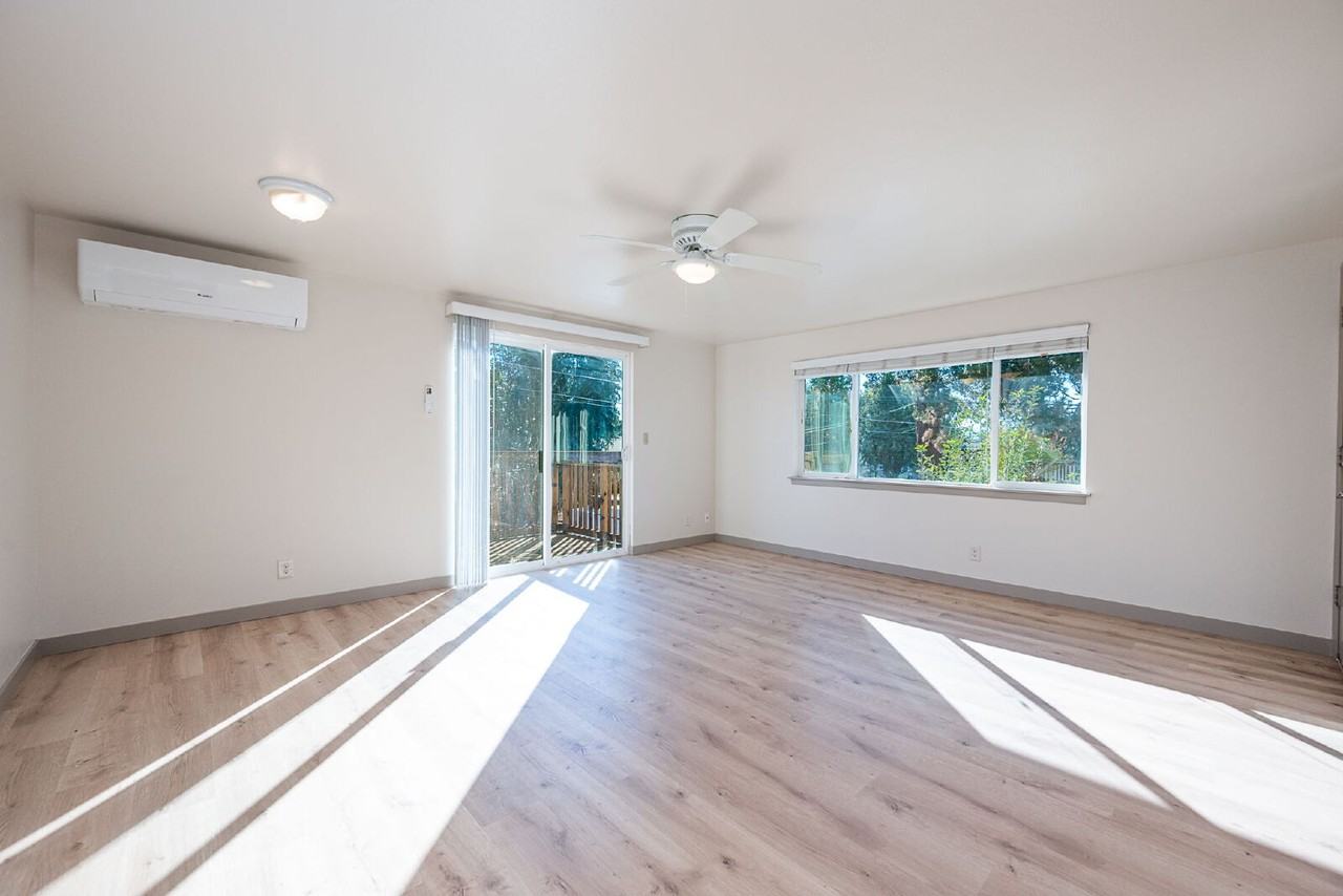 462 Ne Dekalb Ave - Photo 6 of 26