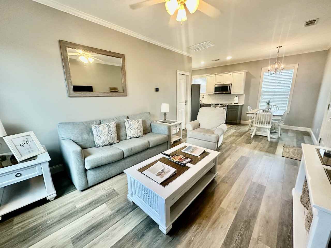 14 6th Avenue Garage Apartment - Photo 2 of 11