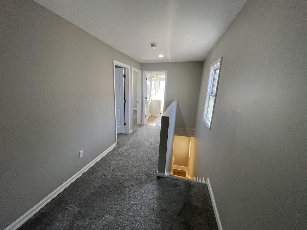 663 E Market St - Photo 6 of 8