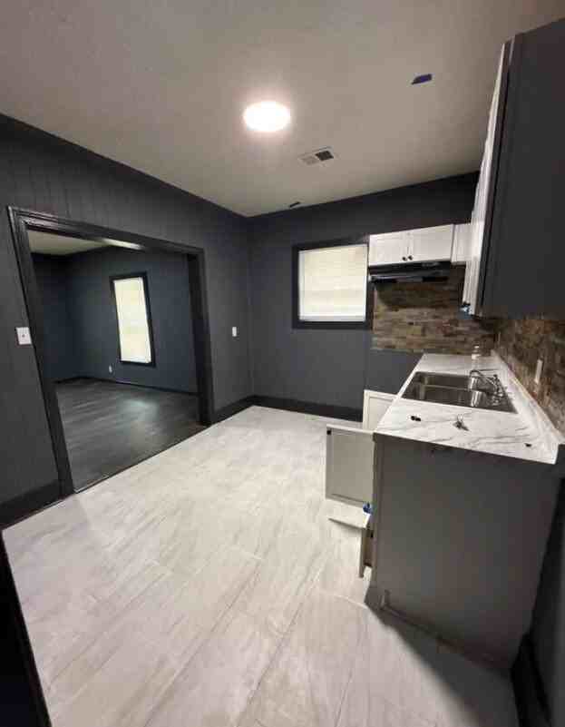 3083 Radford Rd - Photo 5 of 10