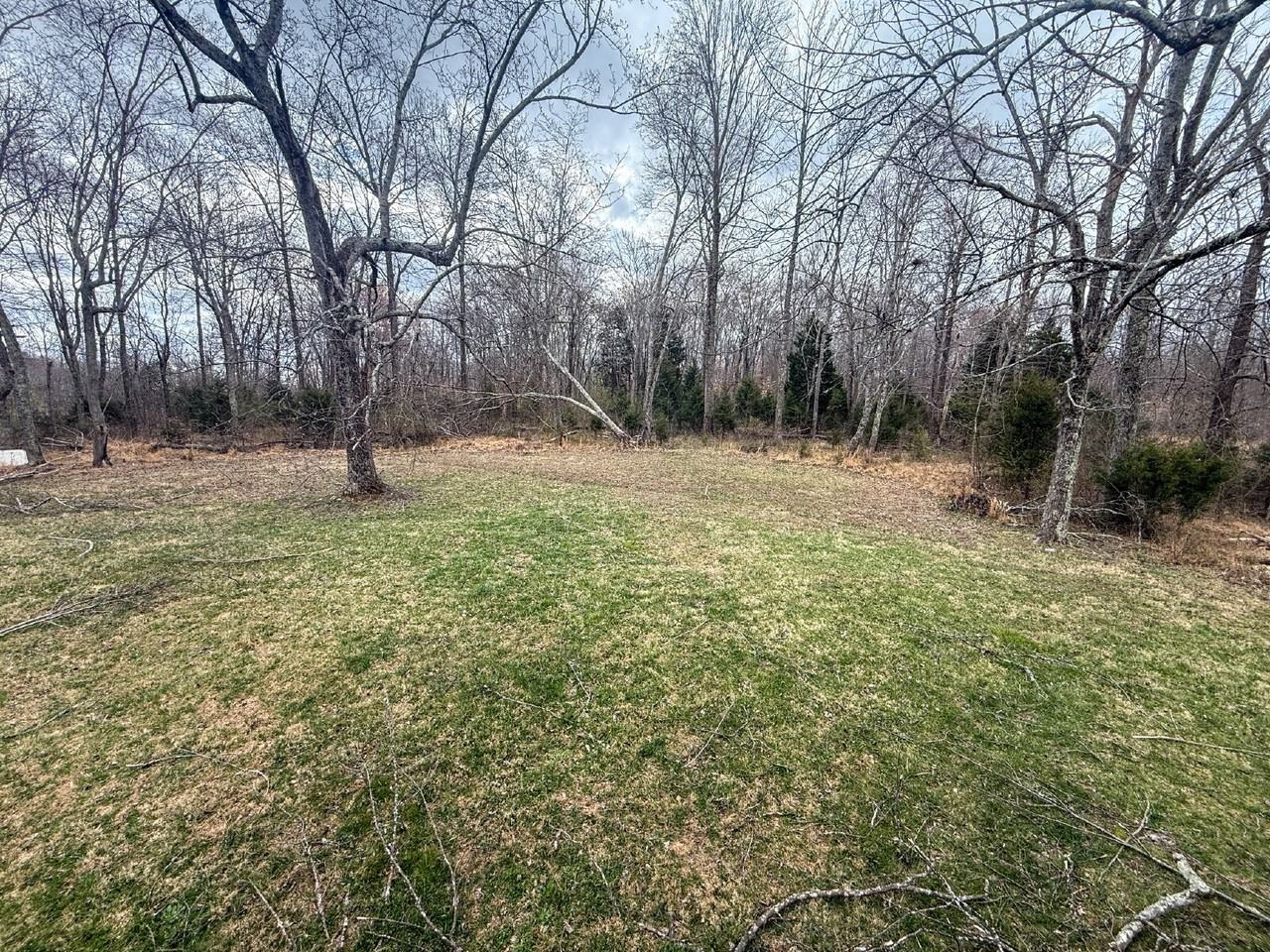 1026 Mission Acres Rd - Photo 3 of 10