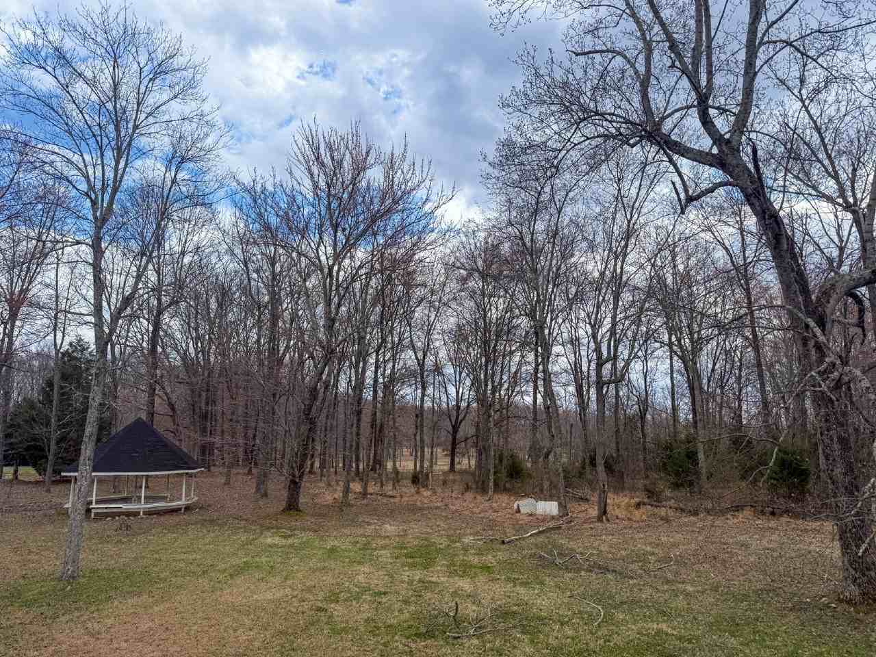 1026 Mission Acres Rd - Photo 4 of 10