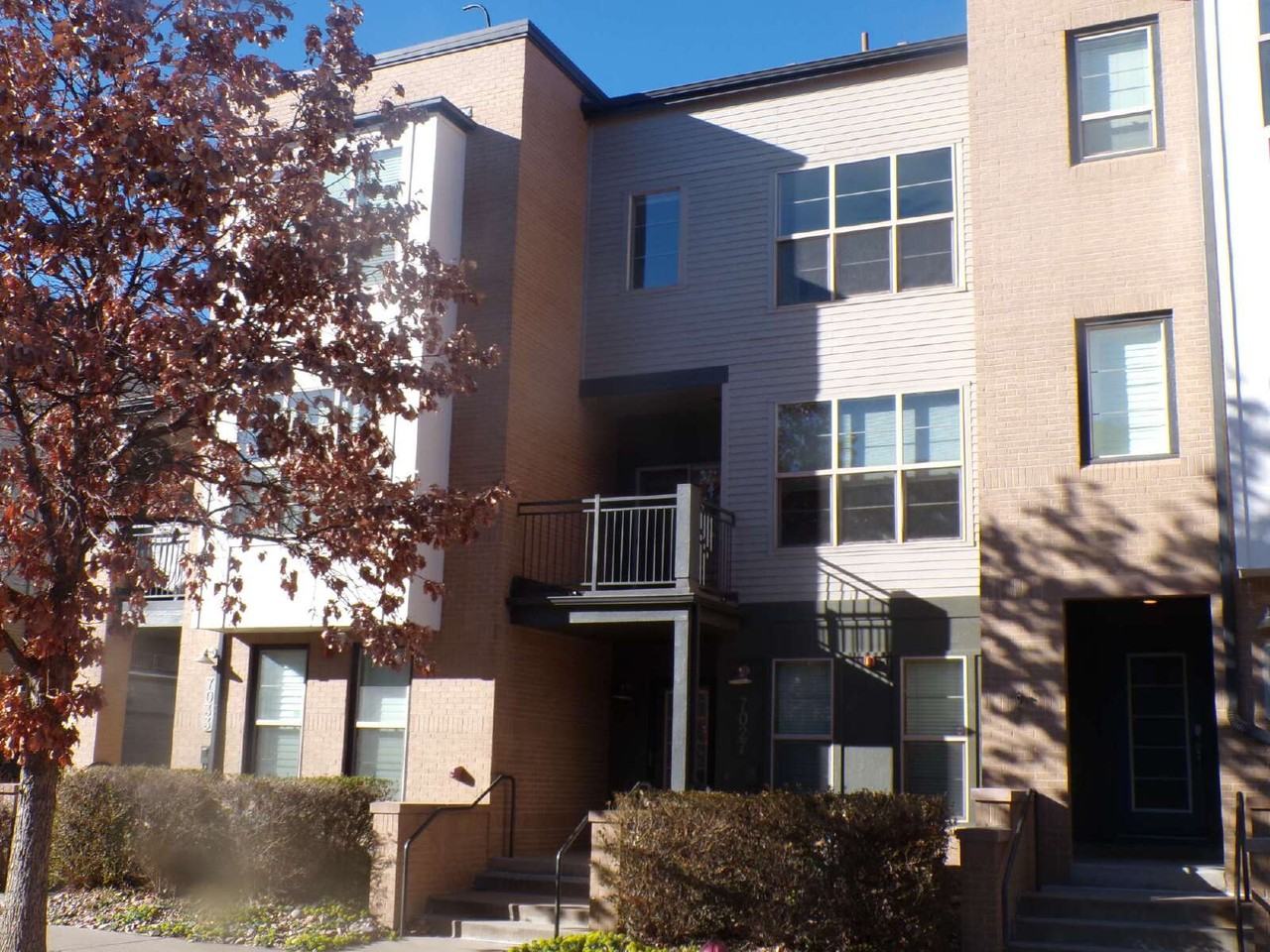 7027 W Virginia Ave - Photo 6 of 20