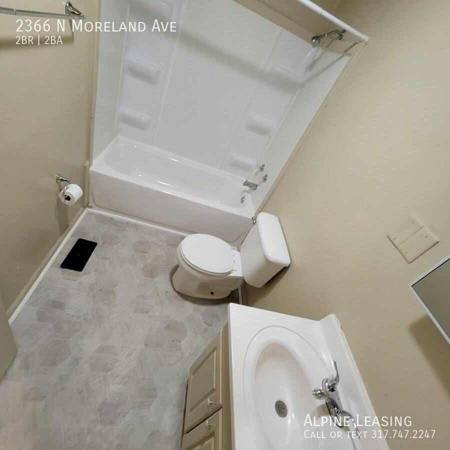 2366 N Moreland Ave - Photo 5 of 6