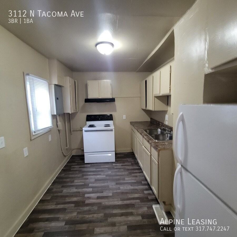 3112 N Tacoma Ave - Photo 4 of 5