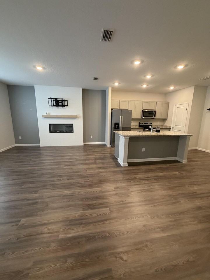 14635 Macadamia Ln - Photo 5 of 25