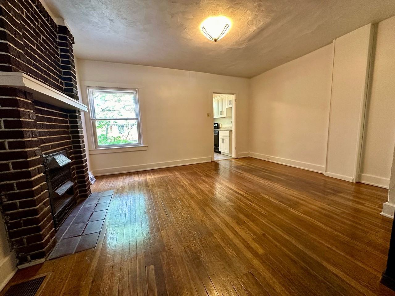 6617 Ridgeville St - Photo 5 of 14