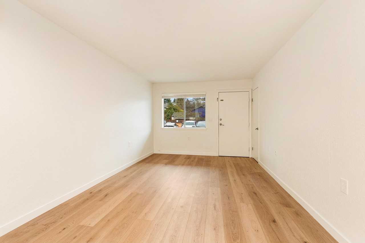 Crestwood Place - Photo 5 of 30