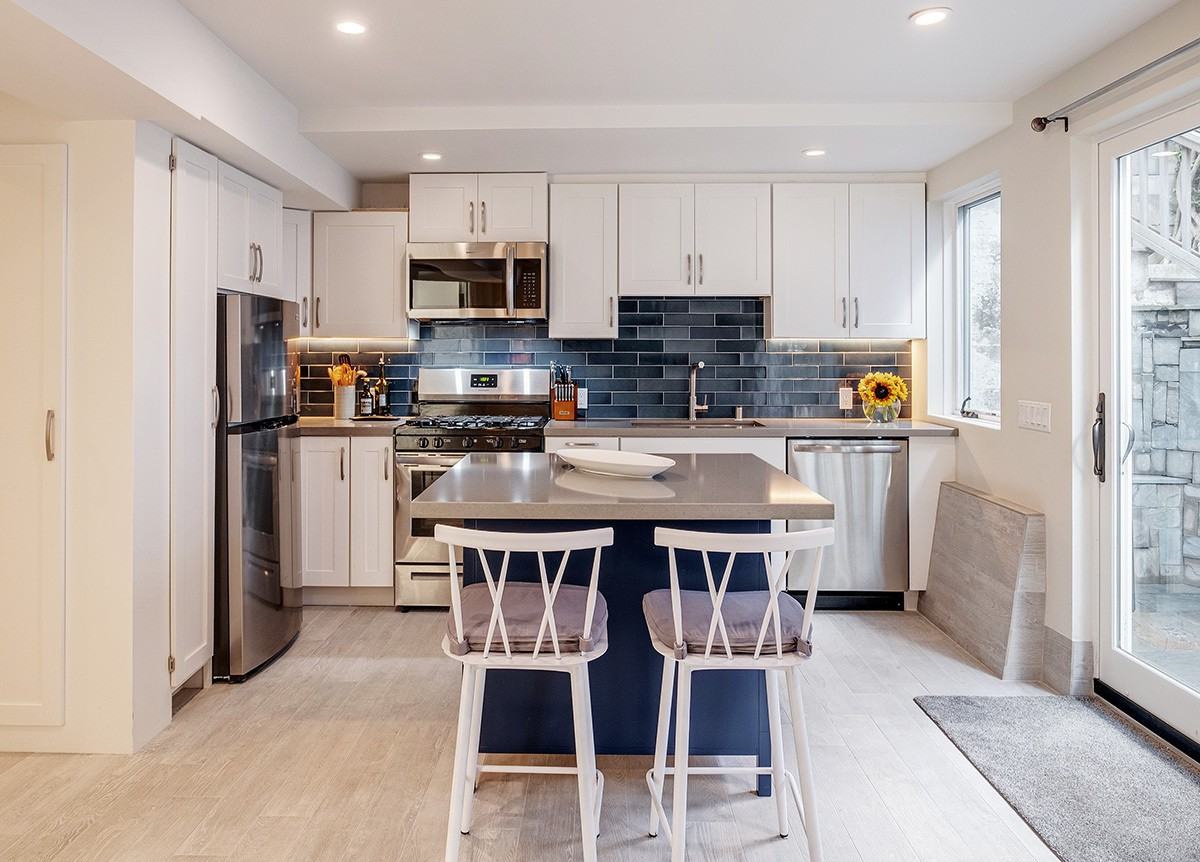 180 Cortland Ave #A - Photo 2 of 37