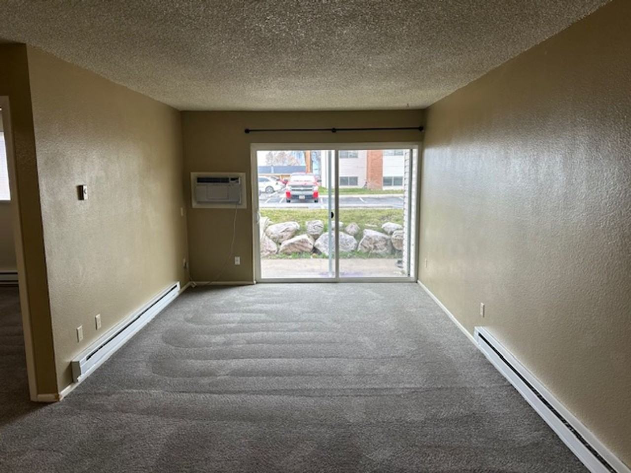 Terr Green Bldg 1 - Photo 4 of 14