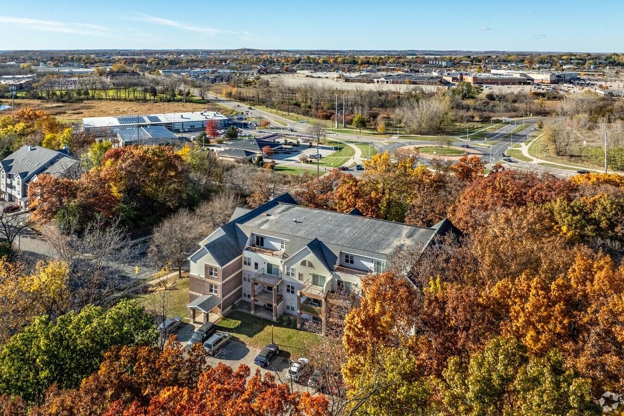 Timber Bluff - Photo 5 of 5