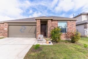 featured image of 206 Silver Glen Dr