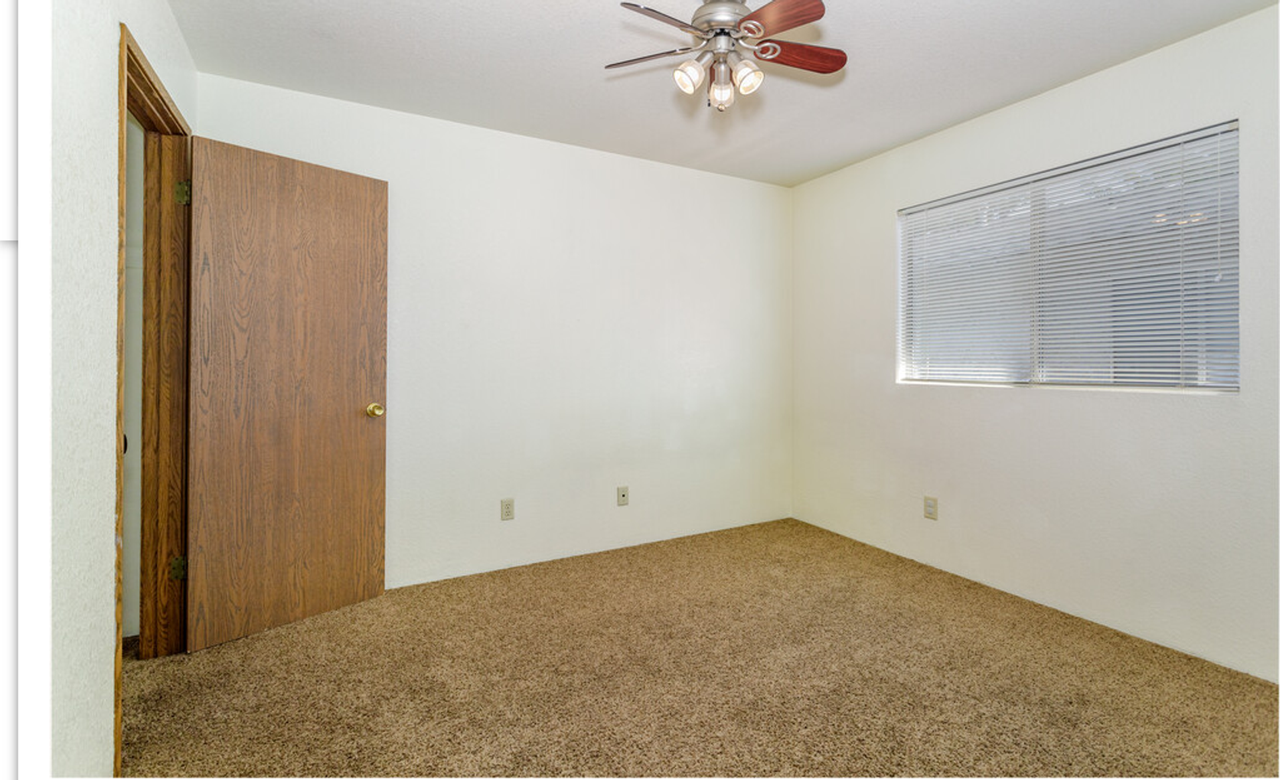 Regency Townhomes - Photo 7 of 9