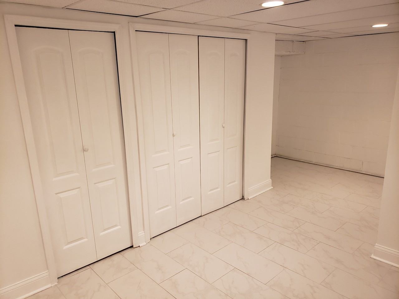 2142 Rugen Rd #D - Photo 4 of 20