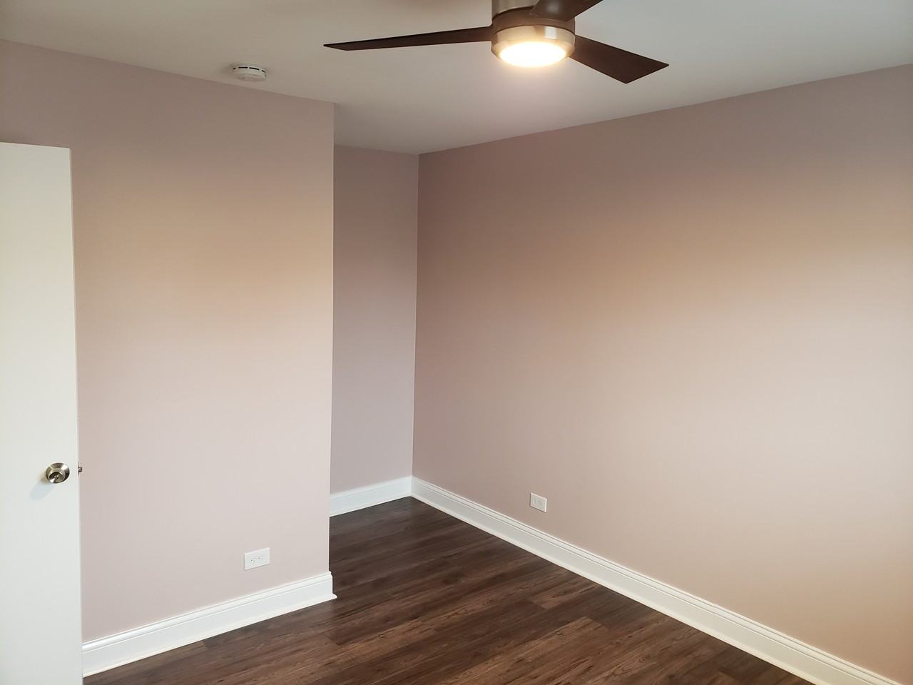 2142 Rugen Rd #D - Photo 6 of 20