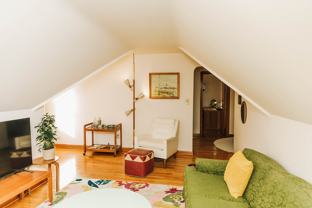 10516 Clifton Blvd #UP - Photo 1 of 1