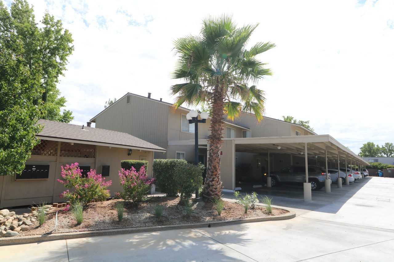 2305 Cheim Blvd #9 - Photo 4 of 6