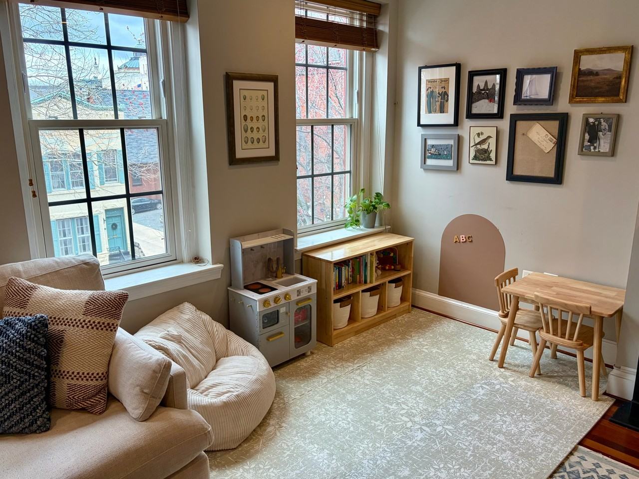 218 4th St Se #4 - Photo 6 of 25