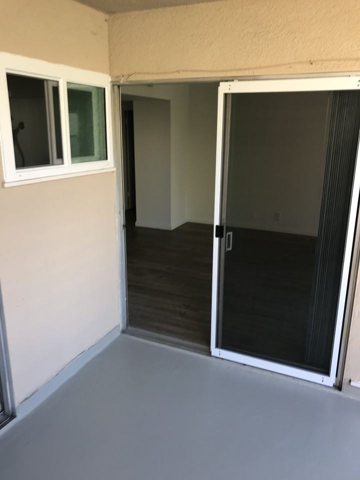 1014 W Huntington Dr #16 - Photo 2 of 50