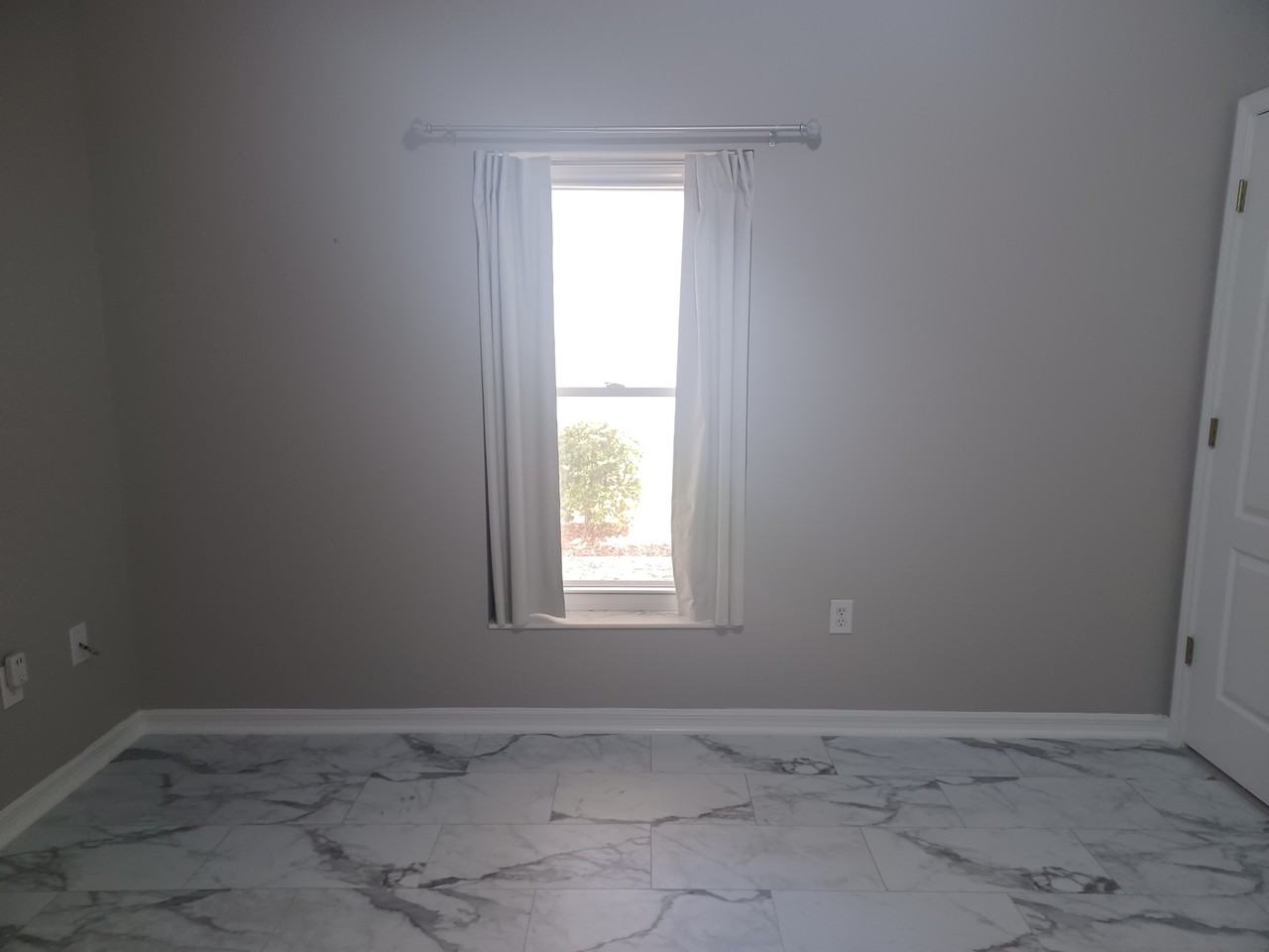 2250 Candlewood Ln E - Photo 5 of 46