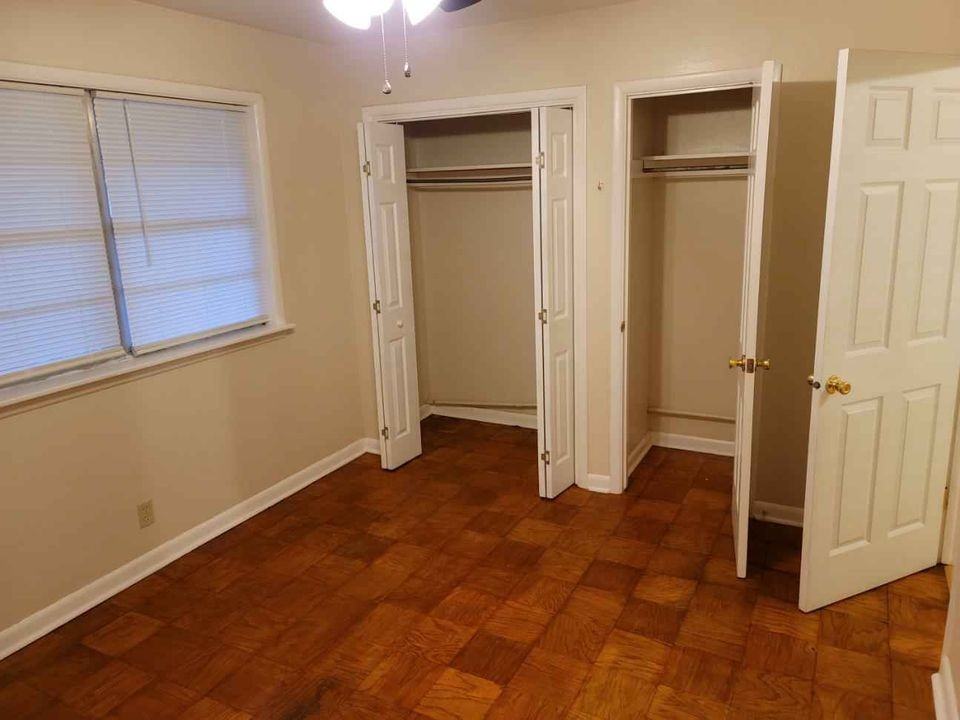 917 Barbour Ave #NA - Photo 3 of 9