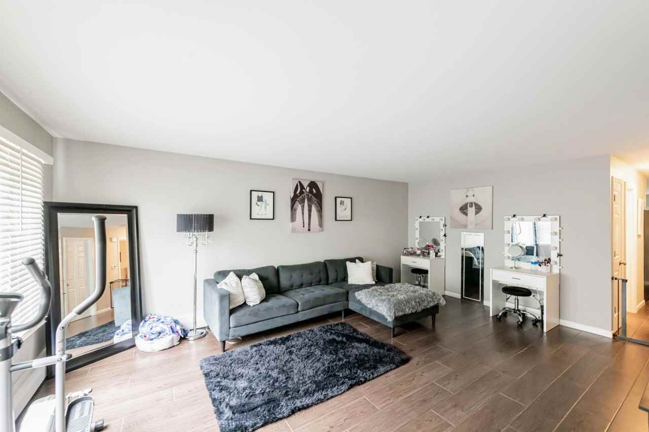 4911 Spencer Ave #1 - Photo 4 of 8