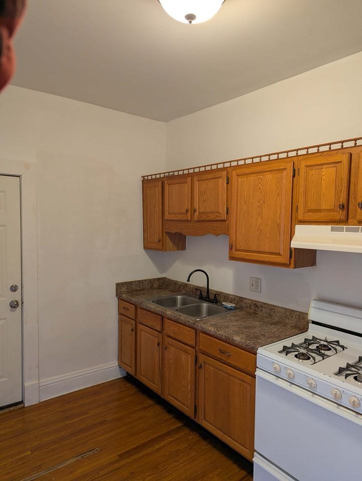 1019 N Farmington Rd #1017 - Photo 3 of 16