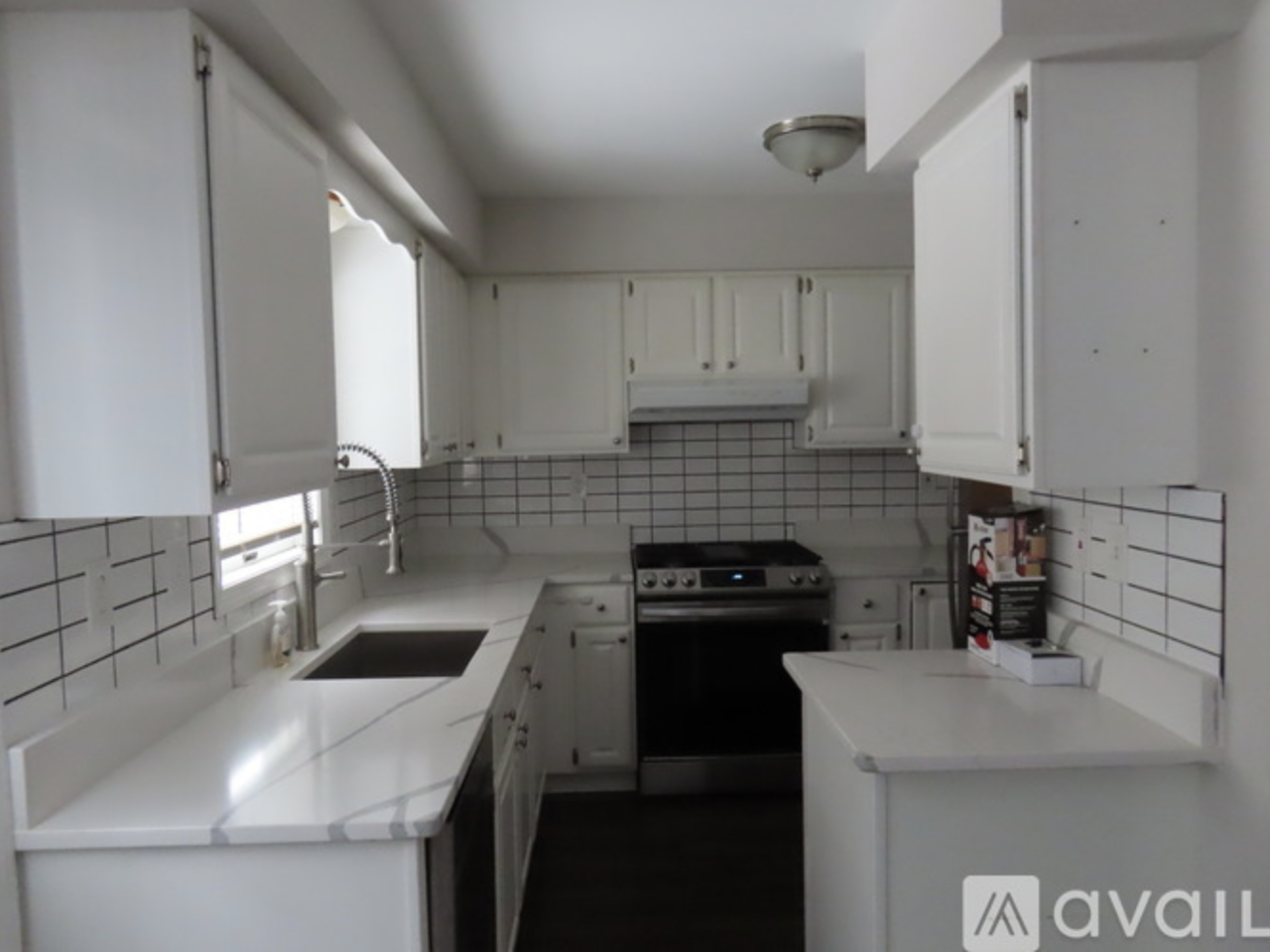 284 Silzer St #1 - Photo 5 of 27