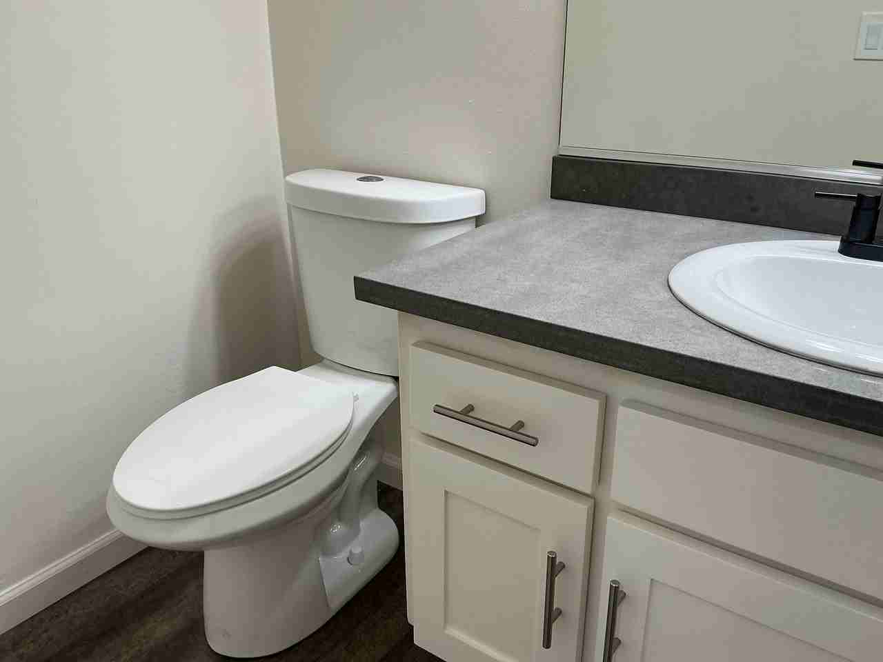 Country Squire Apartments - Photo 7 of 38