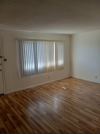 37409 Cherry St #G - Photo 2 of 12