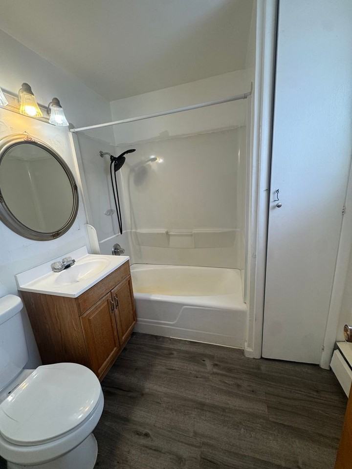 900 W 26th Ave #15 - Photo 7 of 11