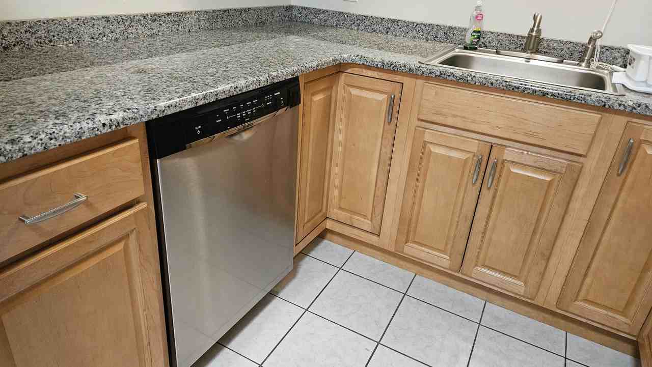 667 Indian Church Rd #3 - Photo 5 of 15