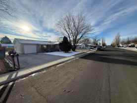 421 Summit Dr - Photo 1 of 1