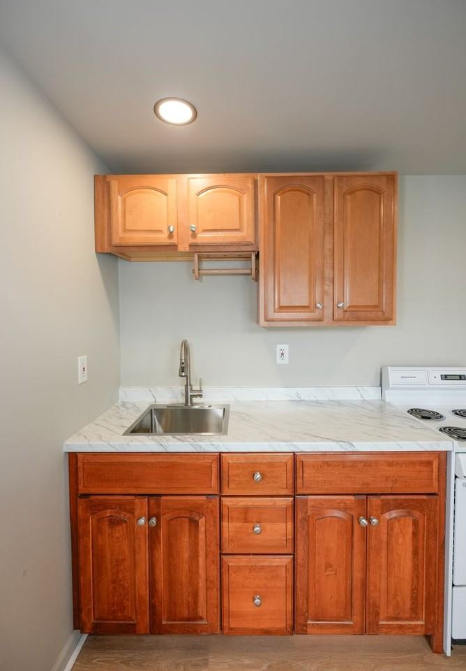 334 Ann St - Photo 3 of 35