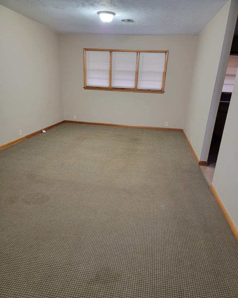 105 5th St #NA - Photo 2 of 13