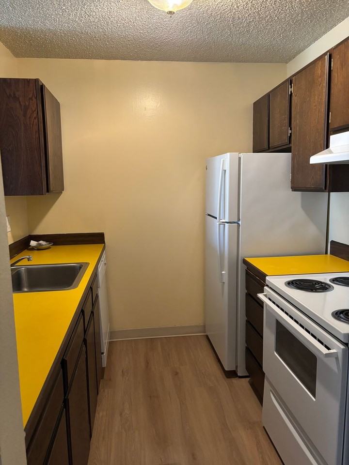 8715 Sw Brightfield Cir - Photo 2 of 10