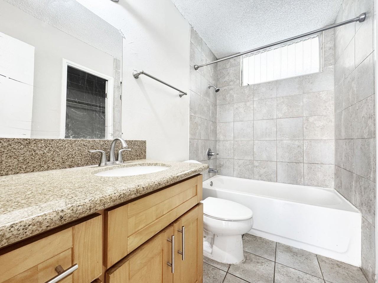 95-055 Waikalani Dr #H301 - Photo 7 of 10