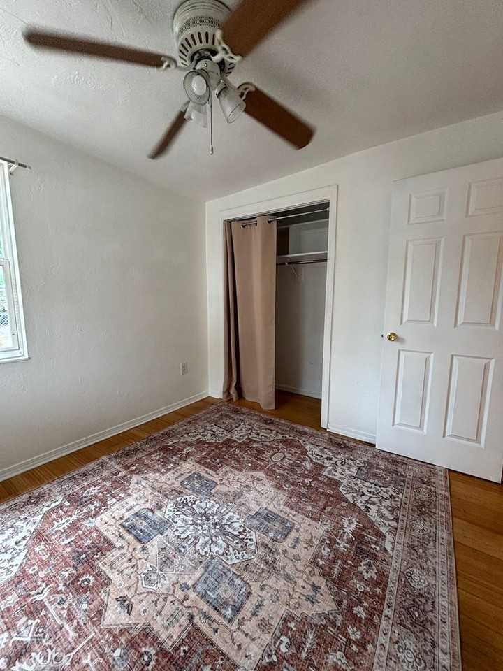 1951 24th St - Photo 5 of 10