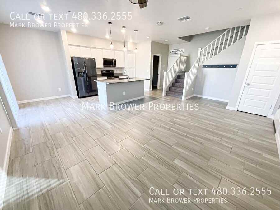 1918 E Bridgeport Pkwy #103 - Photo 3 of 24