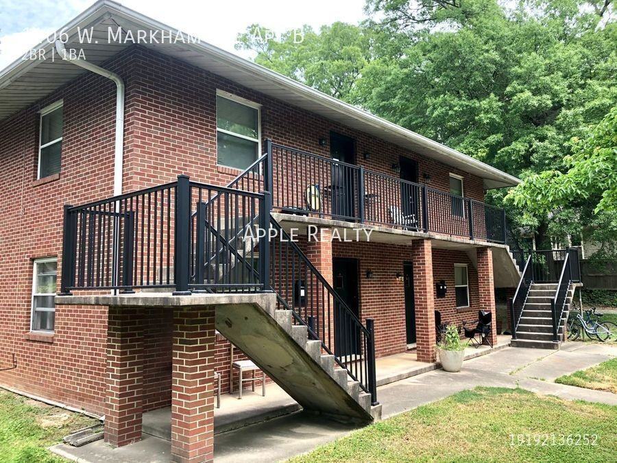 1406 W Markham Ave Apt B - Photo 2 of 15